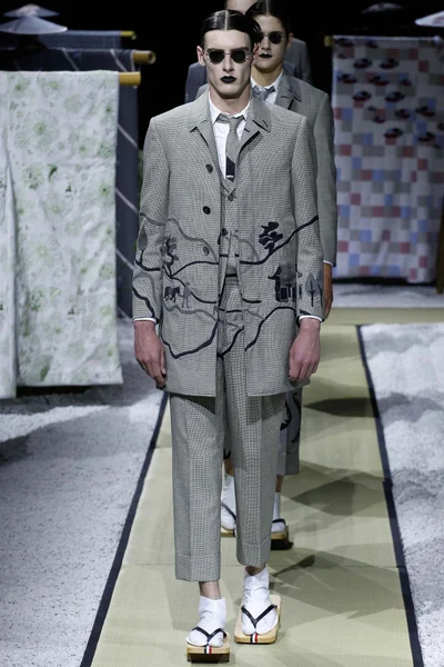 Look 22